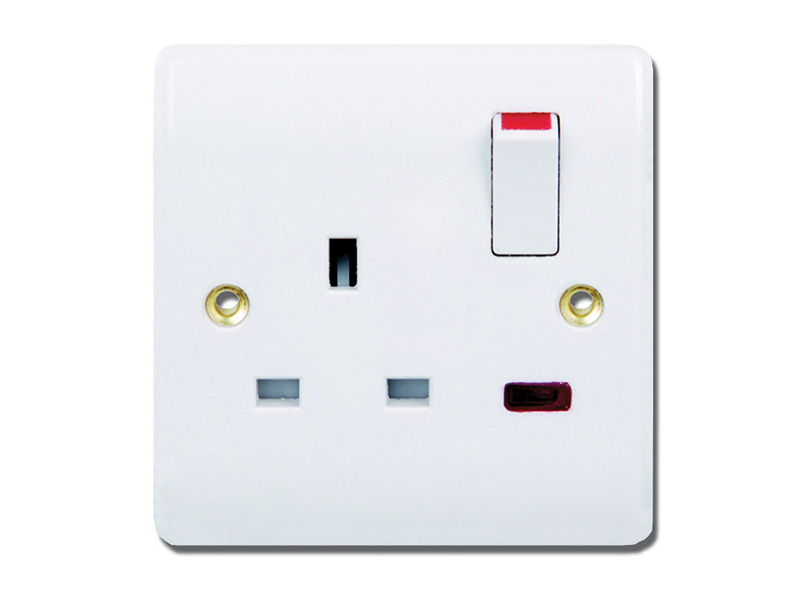 1 Gang Switched Socket Outlet & Neon